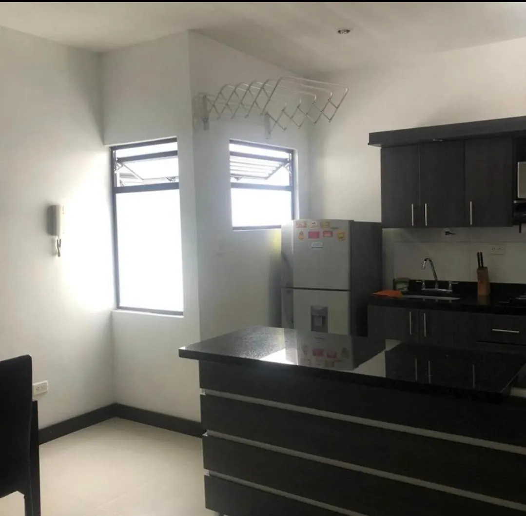 Apartamento Con Balcon Y Hamaca En Zona Rosa Laureles 301 Medellín 0*,