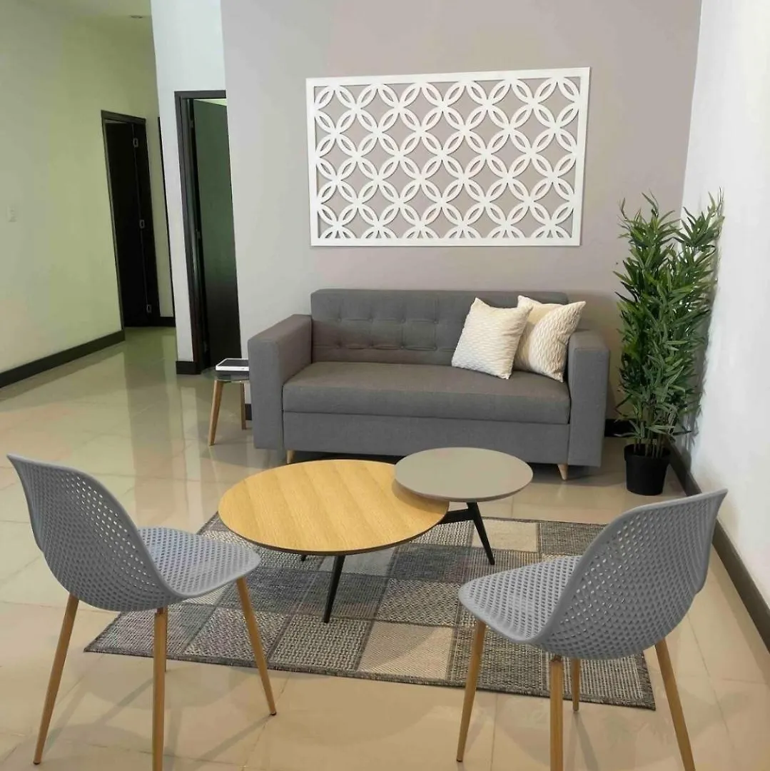 Apartamento Con Balcon Y Hamaca En Zona Rosa Laureles 301 Medellín